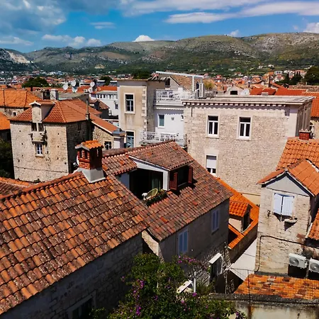Old Town Villa Trogir Stars With Free Parking-2